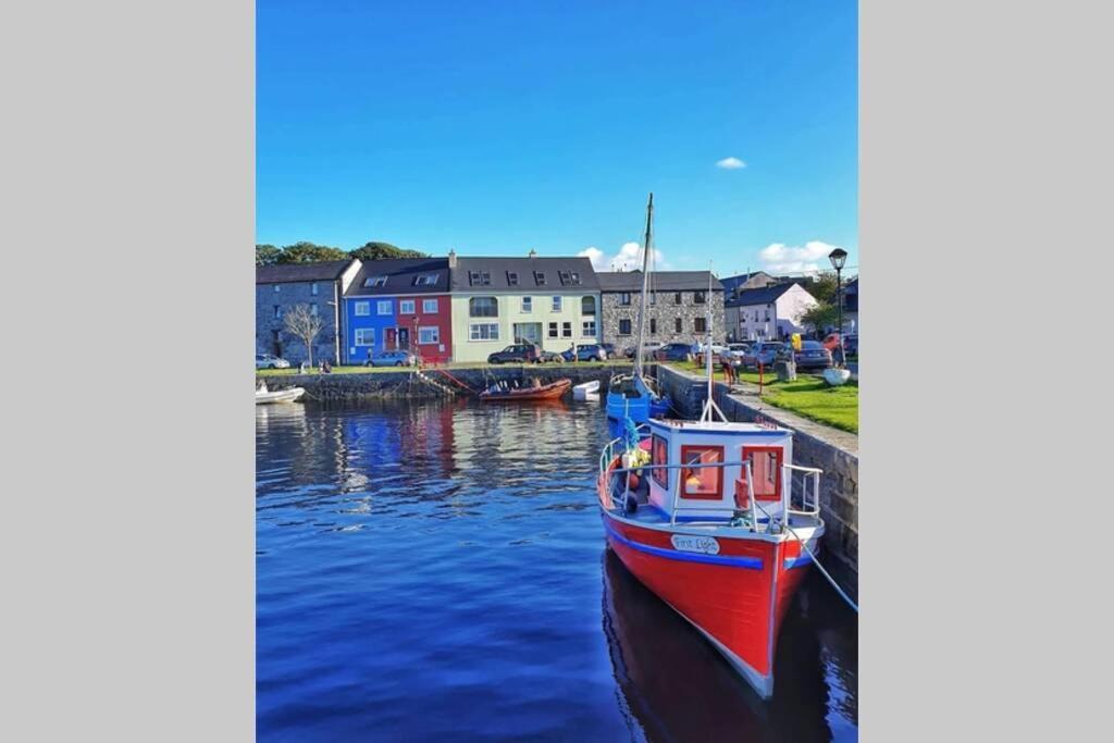 Tigh Noor - Escape To Kinvara By The Sea! ゴールウェイ エクステリア 写真